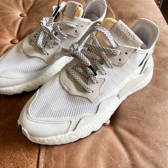 BRAND NEW: ADIDAS NITE JOGGERS - Picture 2 of 5